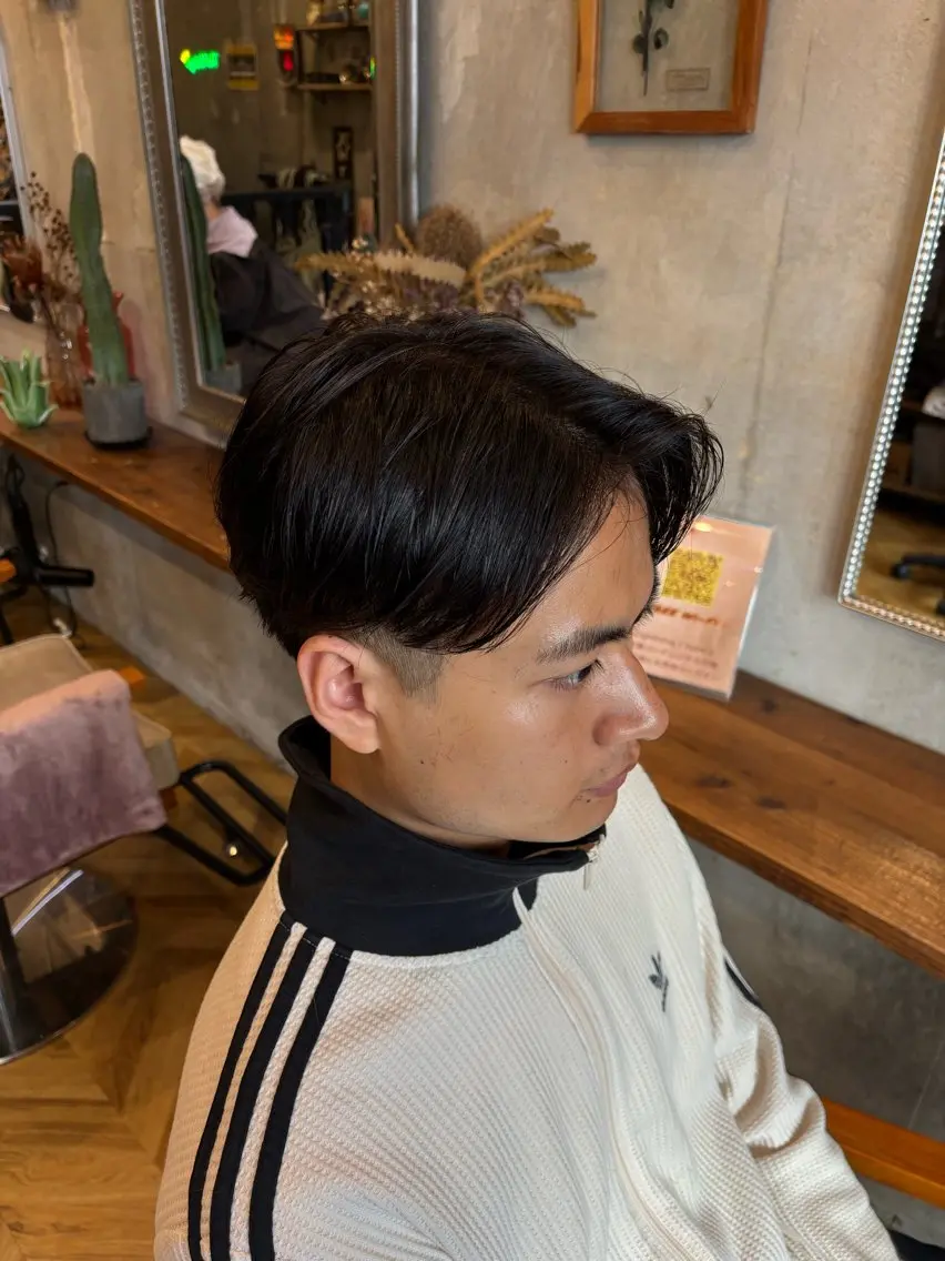 メンズ アシスタント YASUTOのヘアスタイル