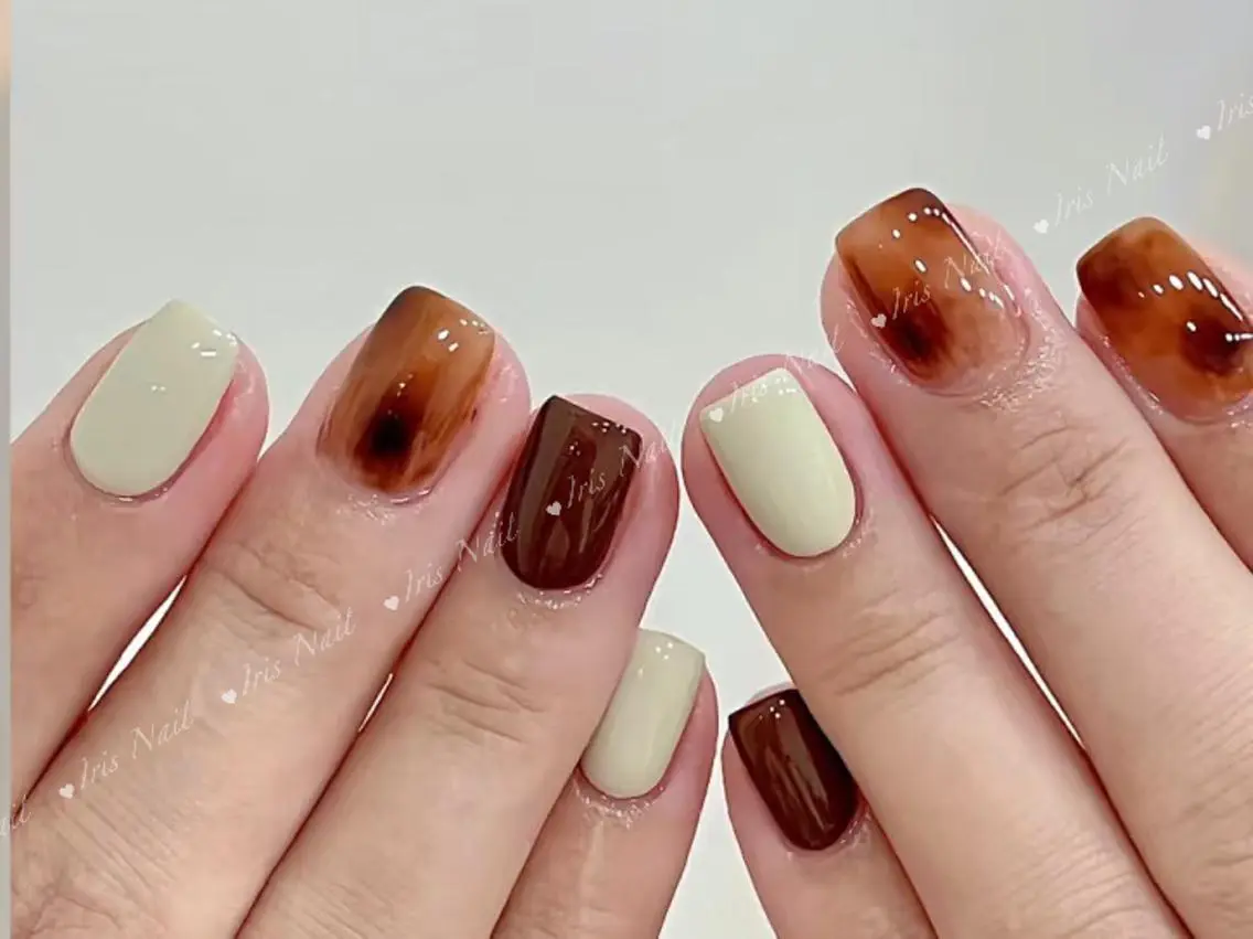ネイル ハンドネイル ハンドケア 🍒IRIS Nail🌸のネイルデザイン