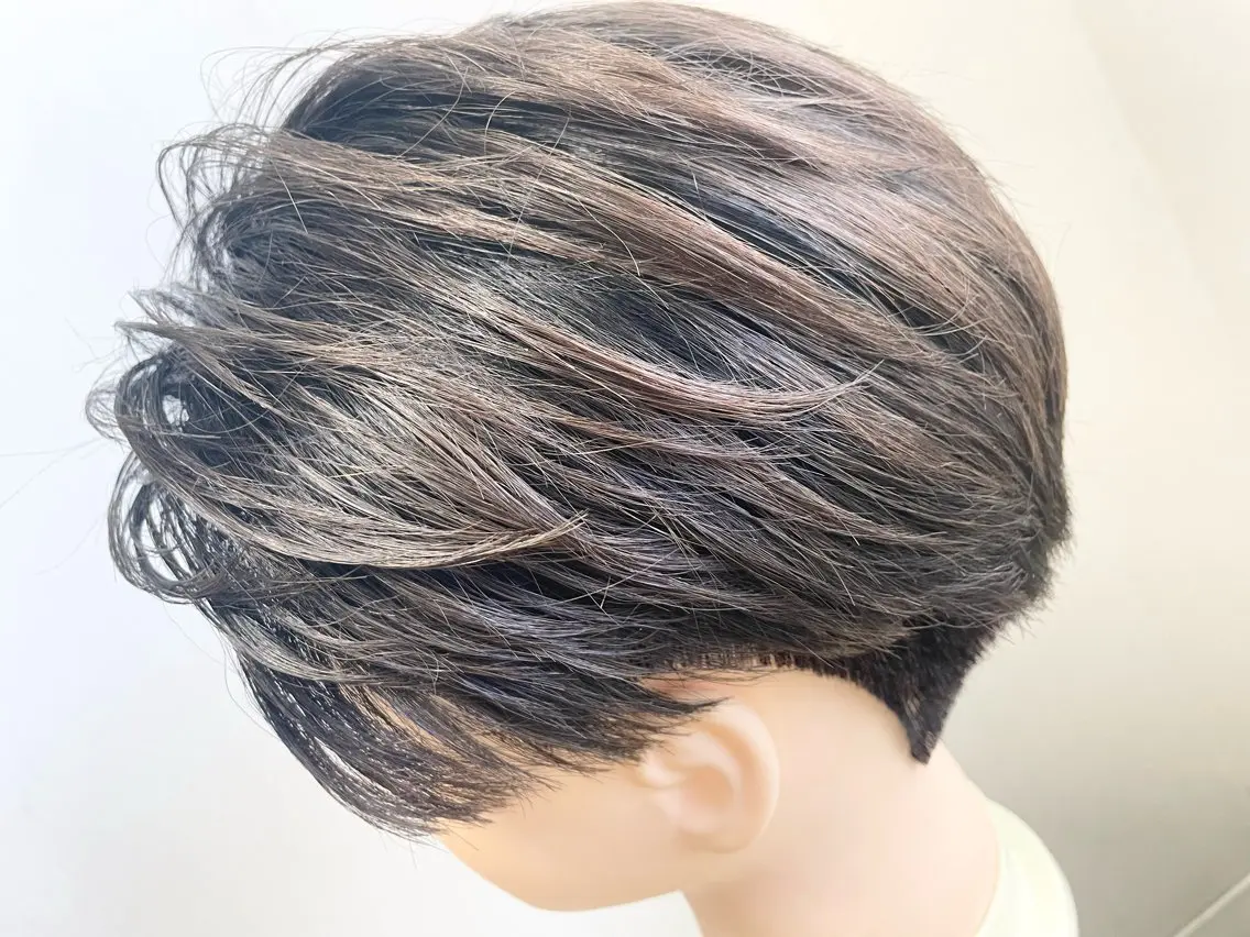 メンズシャドールーツの写真