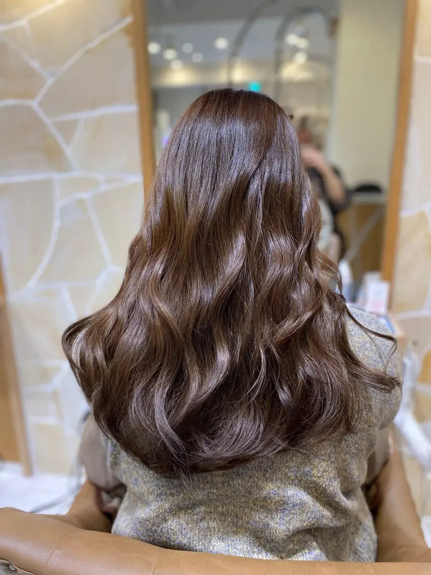 ロング カラー ベージュカラー 坂井 茅聖のヘアスタイル
