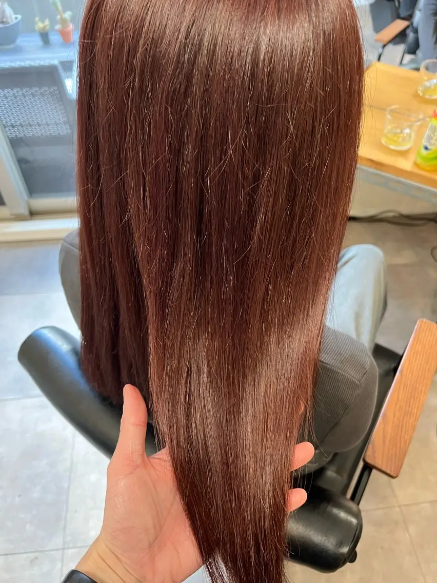セミロング カット ヘアカラー トリートメント OFF YUYAのヘアスタイル