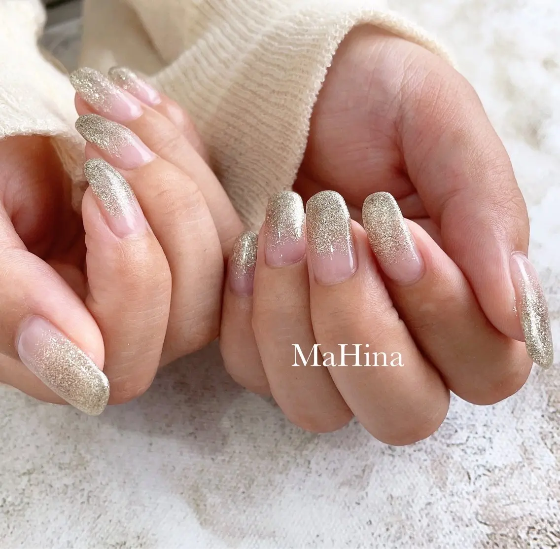 ネイル ゴールド グラデーション ラメ(グリッター) ラメグラデーション ハンドネイル Le Vernis MaHina・まひなのネイルデザイン
