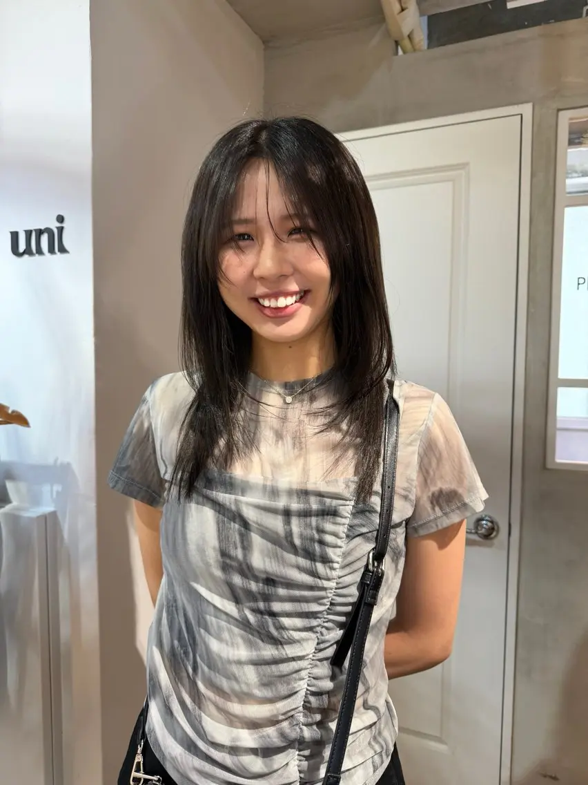 セミロング カット ヘアカラー 🫧uni🫧 渡部 円のヘアスタイル