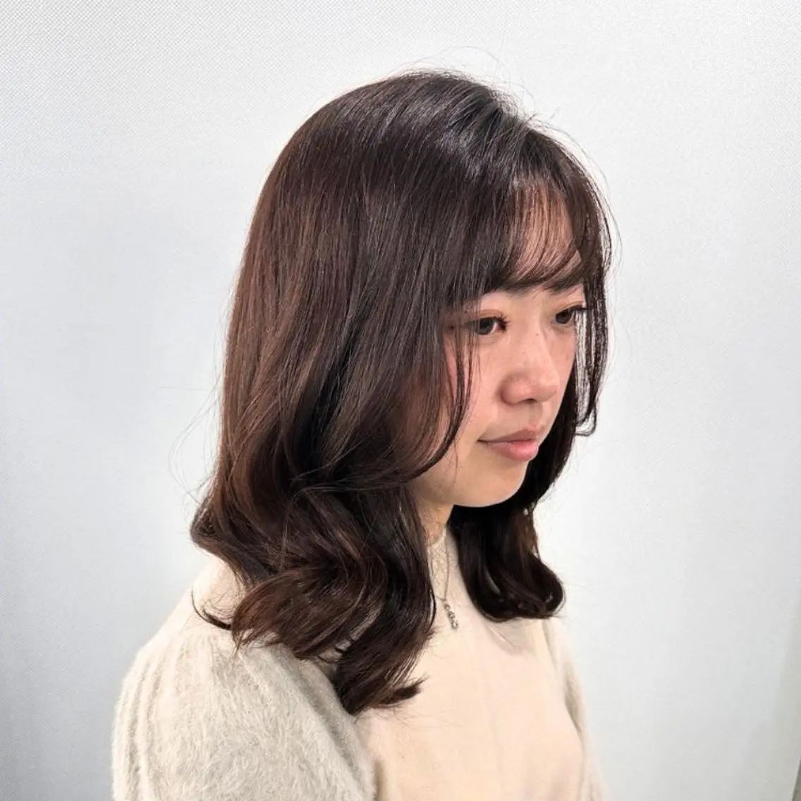 セミロング カラー ベージュカラー ブラウンカラー チェスナットブラウン くせ毛 ❇️安達 優心❇️ レイヤー/艶髪特化のヘアスタイル