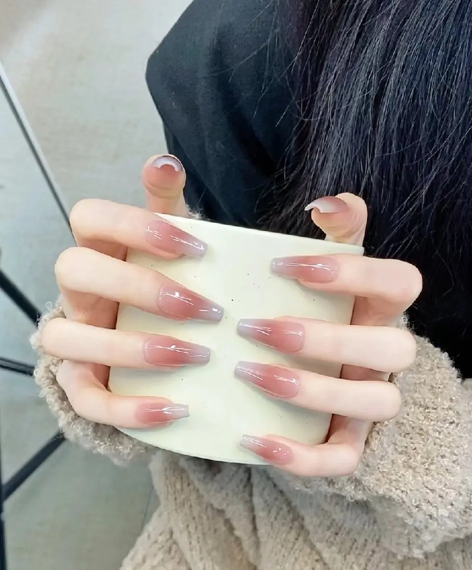 ネイル ハンドネイル 安田 友梨のネイルデザイン
