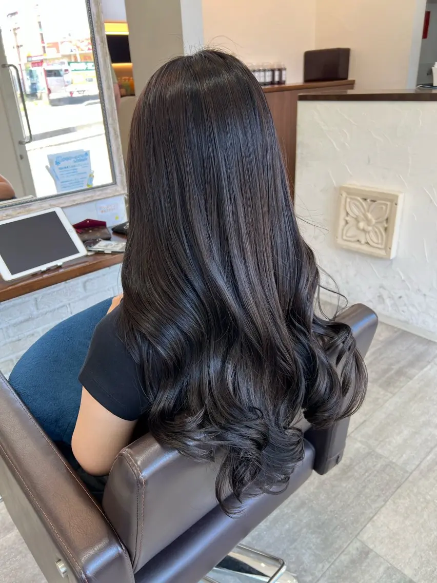 カラー 白田 妃美希のヘアスタイル
