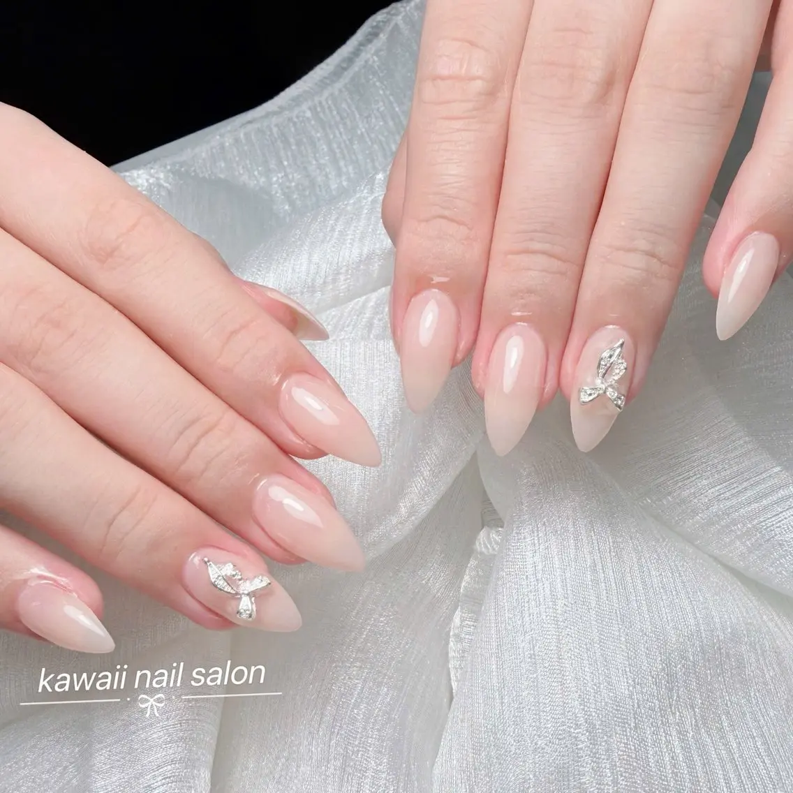 ネイル アニマル柄 長さ出し フレンチネイル グラデーション キラキラネイル Kawaii Nail Salonのネイルデザイン