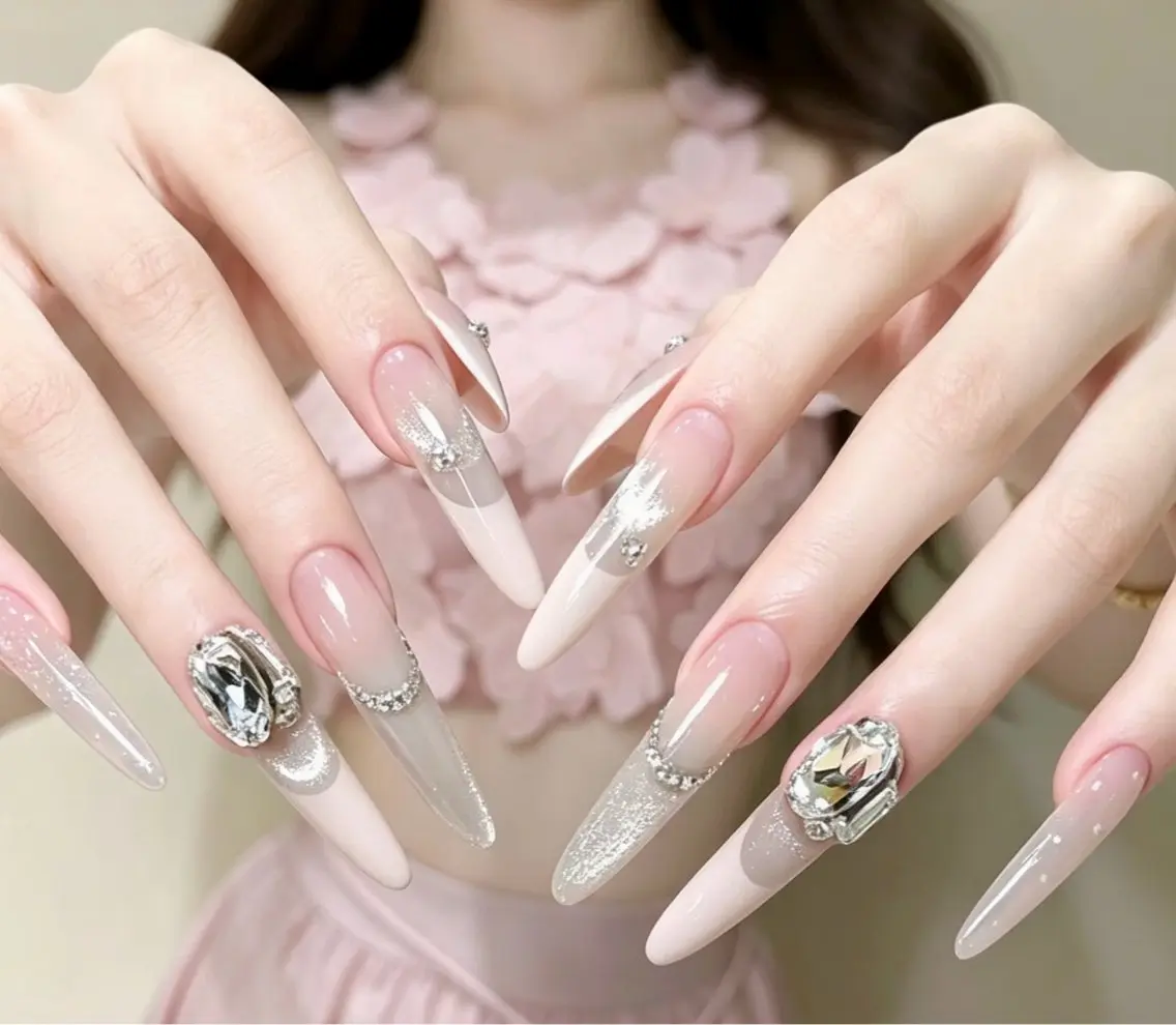 ネイル ハンドネイル Luvia Ginzaのネイルデザイン