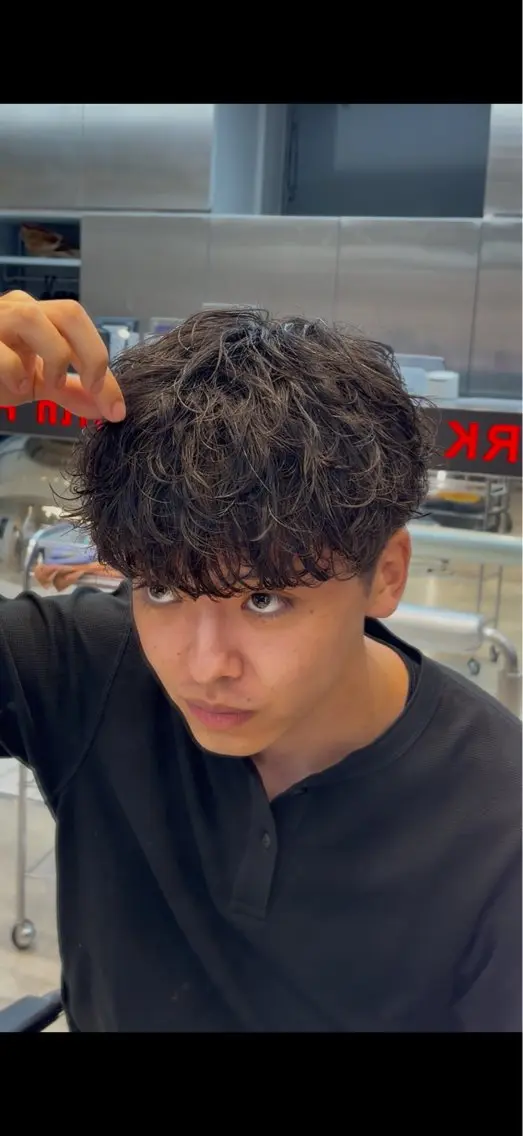 パーマ メンズ 室谷 柚羽のヘアスタイル