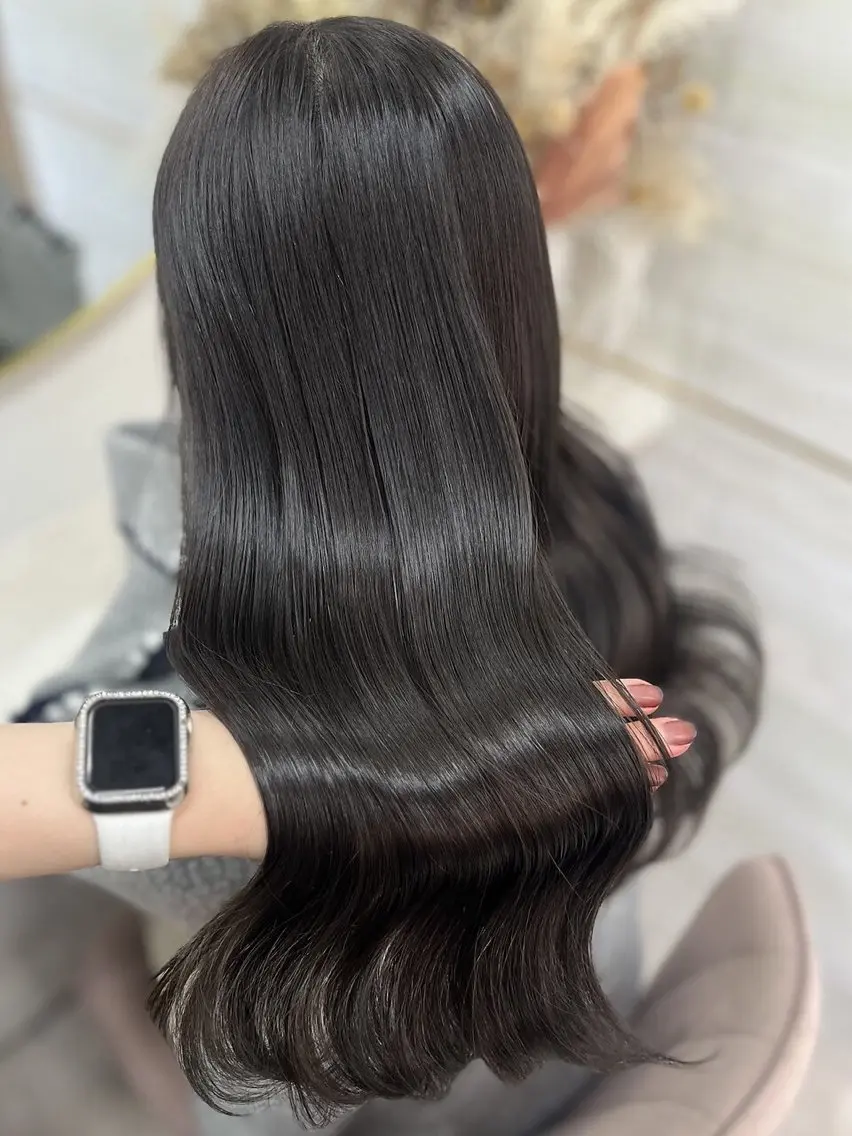 ロング カラー ヘアアレンジ 遠山 陽愛のその他イメージ