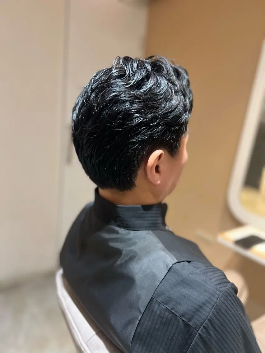 メンズ 小嗣 篤輝のヘアスタイル