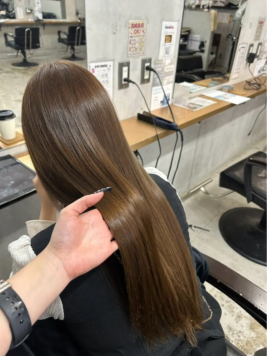 ロング カラー 縮毛矯正 beleef manakaのヘアスタイル