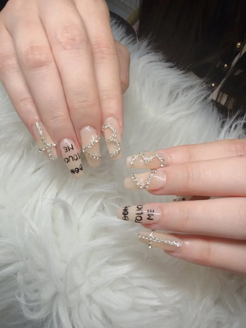 ネイル Lee Nailsのネイルデザイン