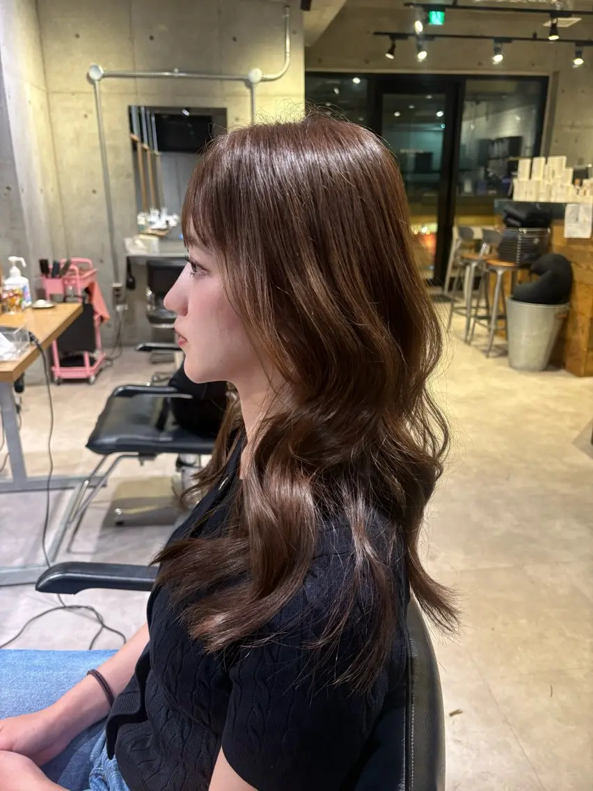 ロング カット ヘアカラー ︎︎ HINAのヘアスタイル