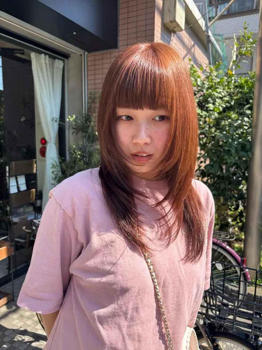 セミロング 宇留間 涼香のヘアスタイル