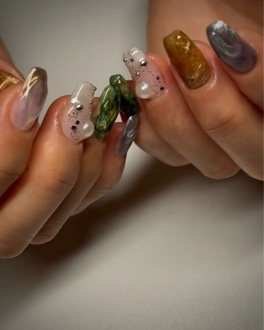 ネイル アートネイル ジェルネイル 氷ネイル・うるうるネイル ミラーネイル ニュアンスネイル Atelier Soiのネイルデザイン