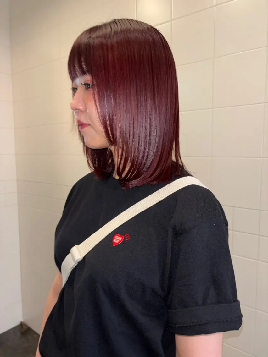 ミディアム カラー ミディアムレイヤー アッシュ ブリーチ ボルドーカラー ブラウンカラー カット ヘアカラー トリートメント 暖色系特化さくら /福岡天神/レイヤーのヘアスタイル