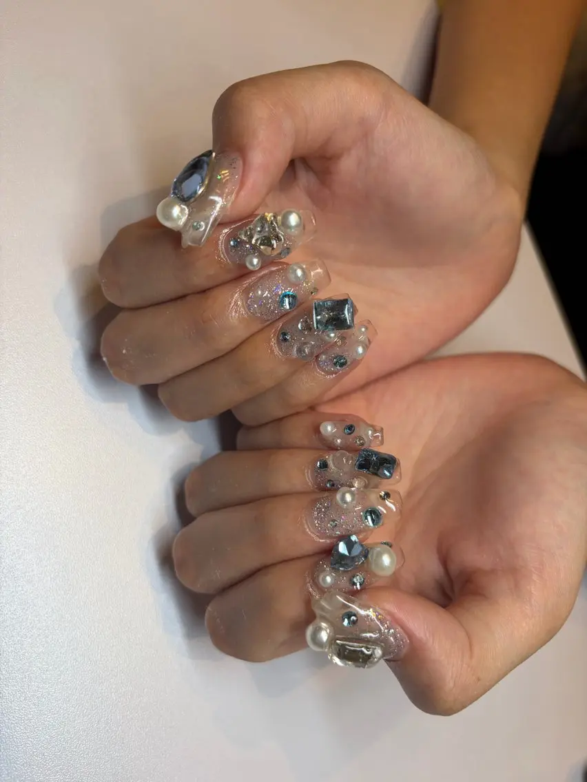 ネイル キラキラネイル ハンドネイル ayumi‪‪❤︎‬ Betty Nailのネイルデザイン