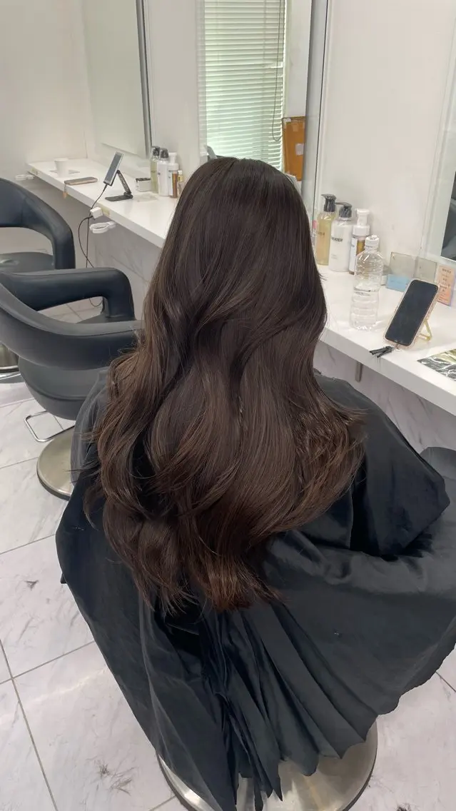 ロング カラー カット ヘアカラー トリートメント 🖤韓国暗髪 ｜透明感カラー　ゆりのヘアスタイル