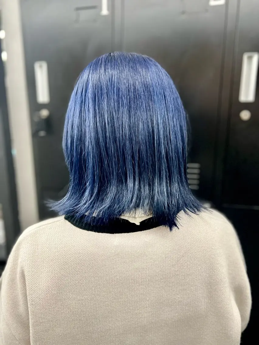 ミディアム カラー ブルーカラー ネイビーカラー シルバー バイオレットカラー カット ヘアカラー 透明感カラー特化🫧 🦋栗原🦋のヘアスタイル