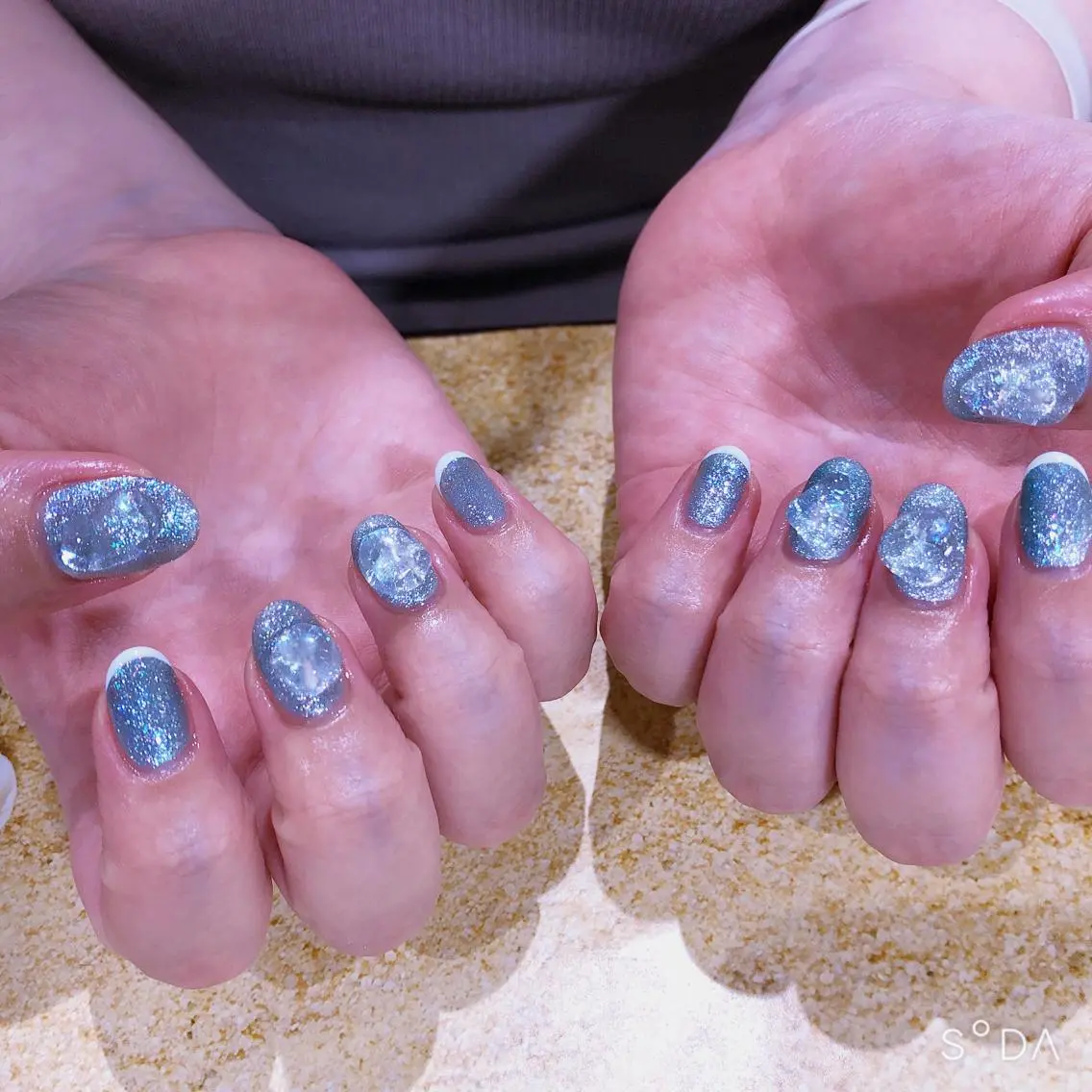 ネイル ニュアンスネイル ハンドネイル 吉野✨ ネイルデザイナー✨のネイルデザイン