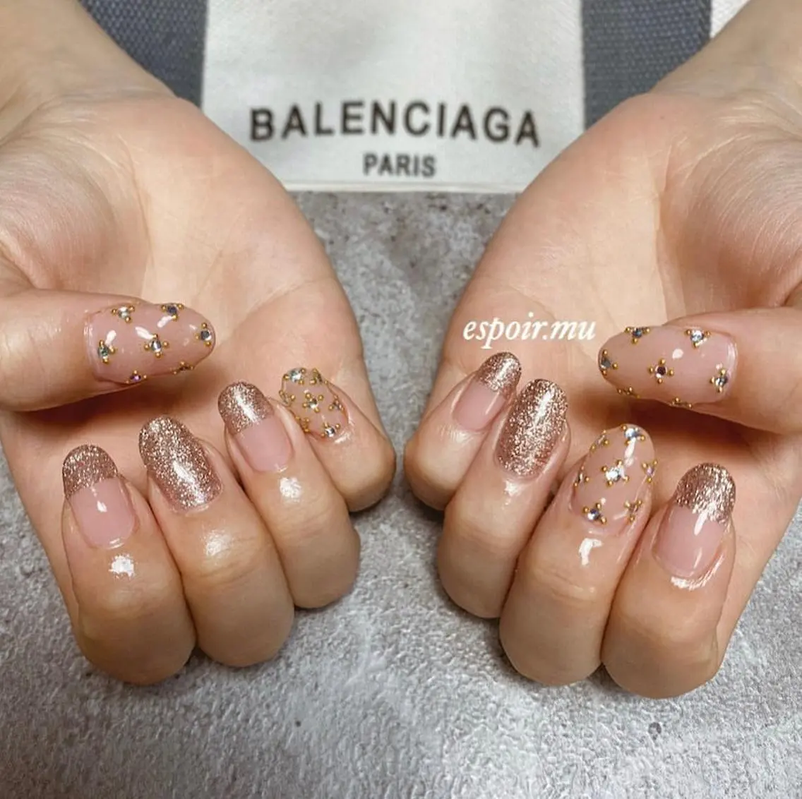 ロング ネイル espoir. muのネイルデザイン