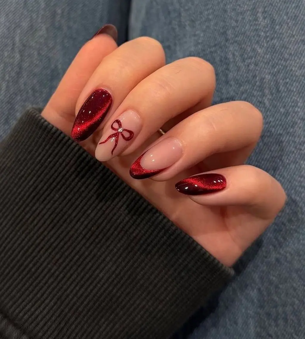 ネイル マグネットネイル EMI NAILSのネイルデザイン