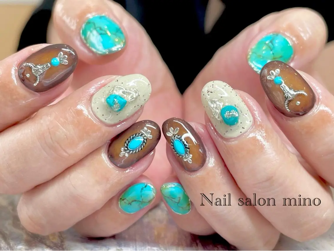ネイル アートネイル シンプルネイル 三野 nail salon minoのネイルデザイン