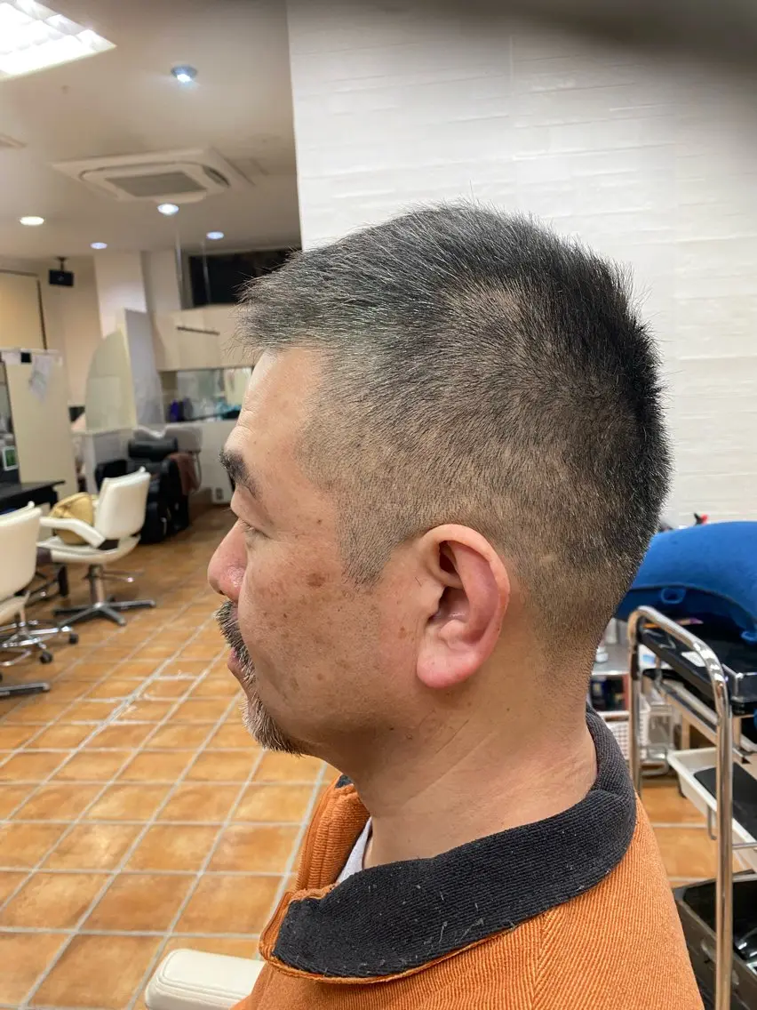 ショート メンズ 刈り上げ カット 🌙𝑳𝑼𝑵𝑨 工藤/メンズ特化のヘアスタイル