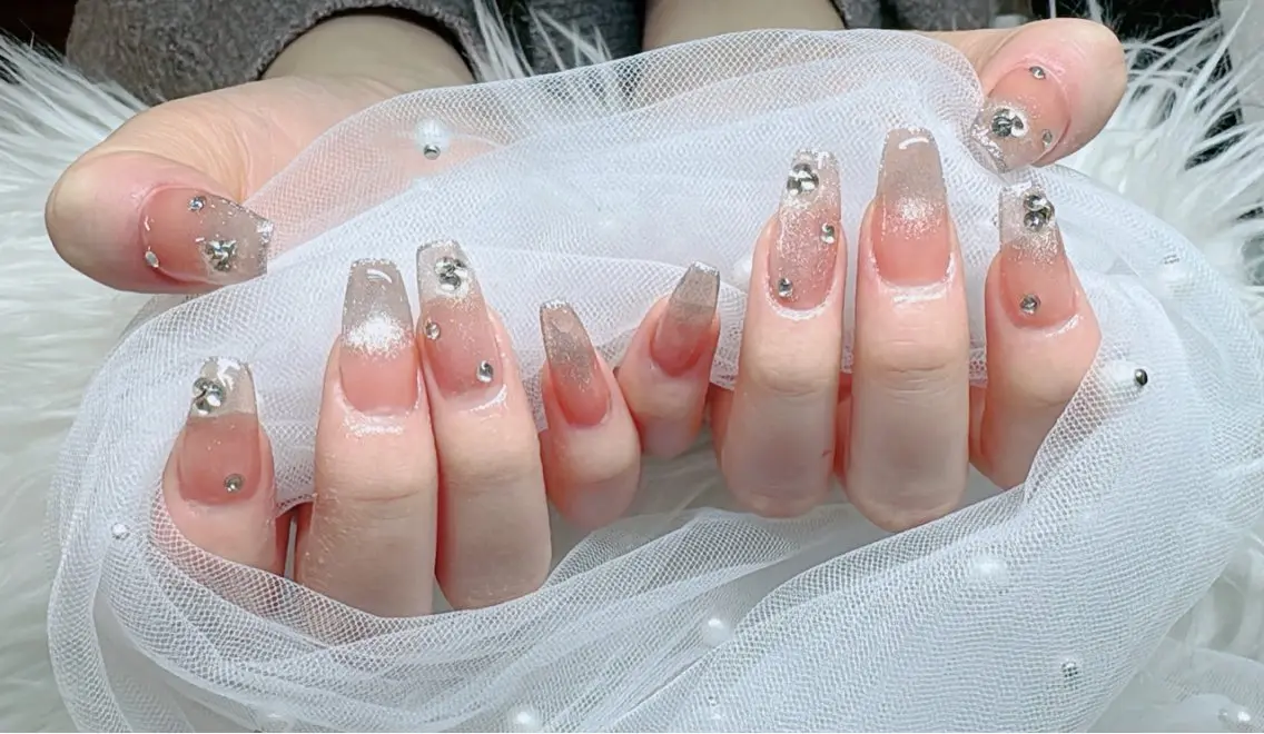 ネイル ハンドネイル ハンドケア MoonNail ナナのネイルデザイン