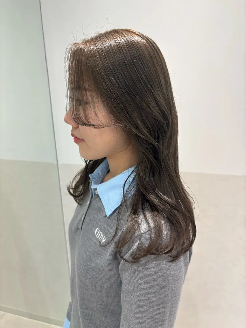 🫒赤み消したい方必見🫒似合わせカット+ブリーチなし艶オリーブカラー🫧🫧+トリートメントの写真