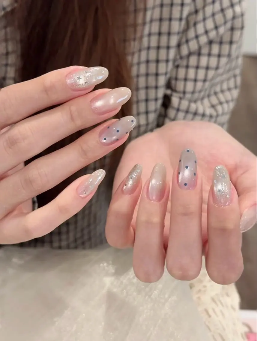 ネイル アートネイル ジェルネイル キラキラネイル 韓国ネイル オフィスネイル DAISY_NAIL 【フィルイン専門店】のネイルデザイン
