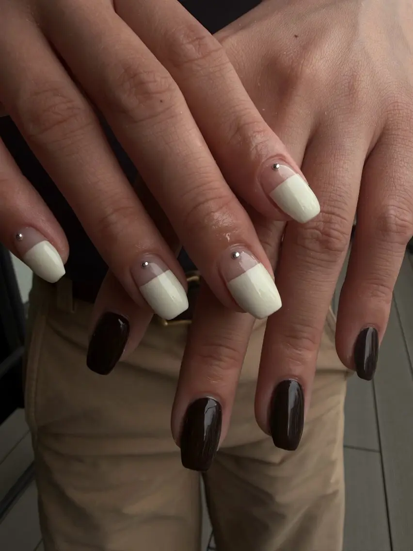 ネイル ブラウン フレンチネイル ワンカラーネイル TH nailのネイルデザイン