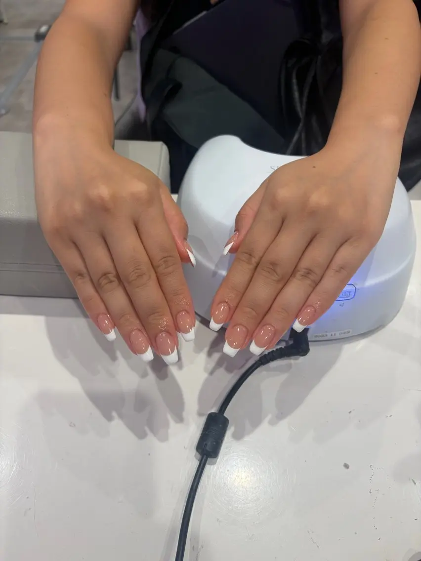 ネイル ハンドネイル SHELLTOKYO Hana🌺のネイルデザイン