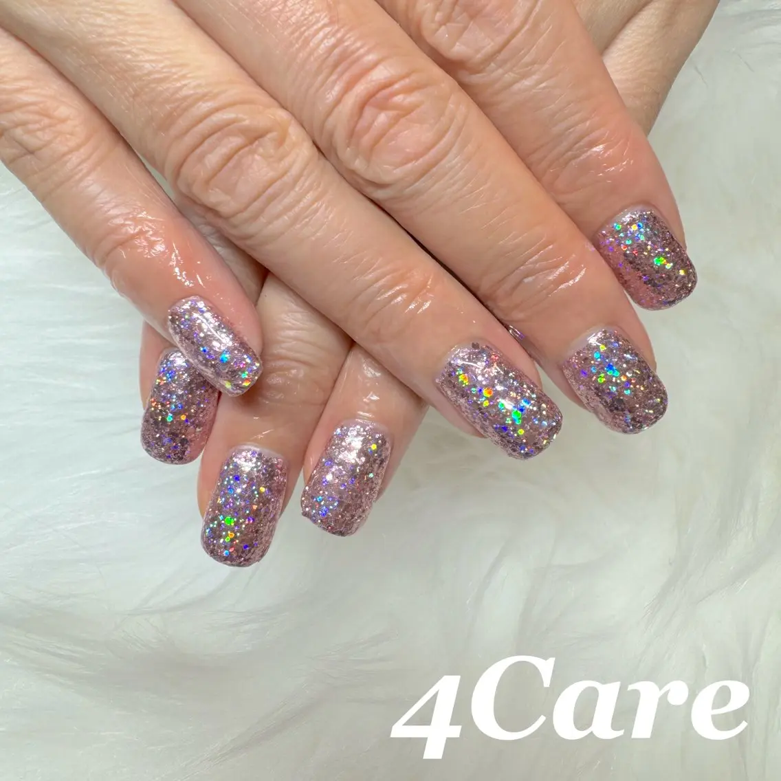 ネイル ハンドネイル 4Care Yのネイルデザイン