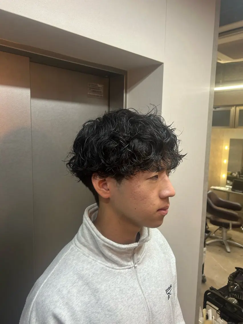 パーマ メンズ か れんのヘアスタイル