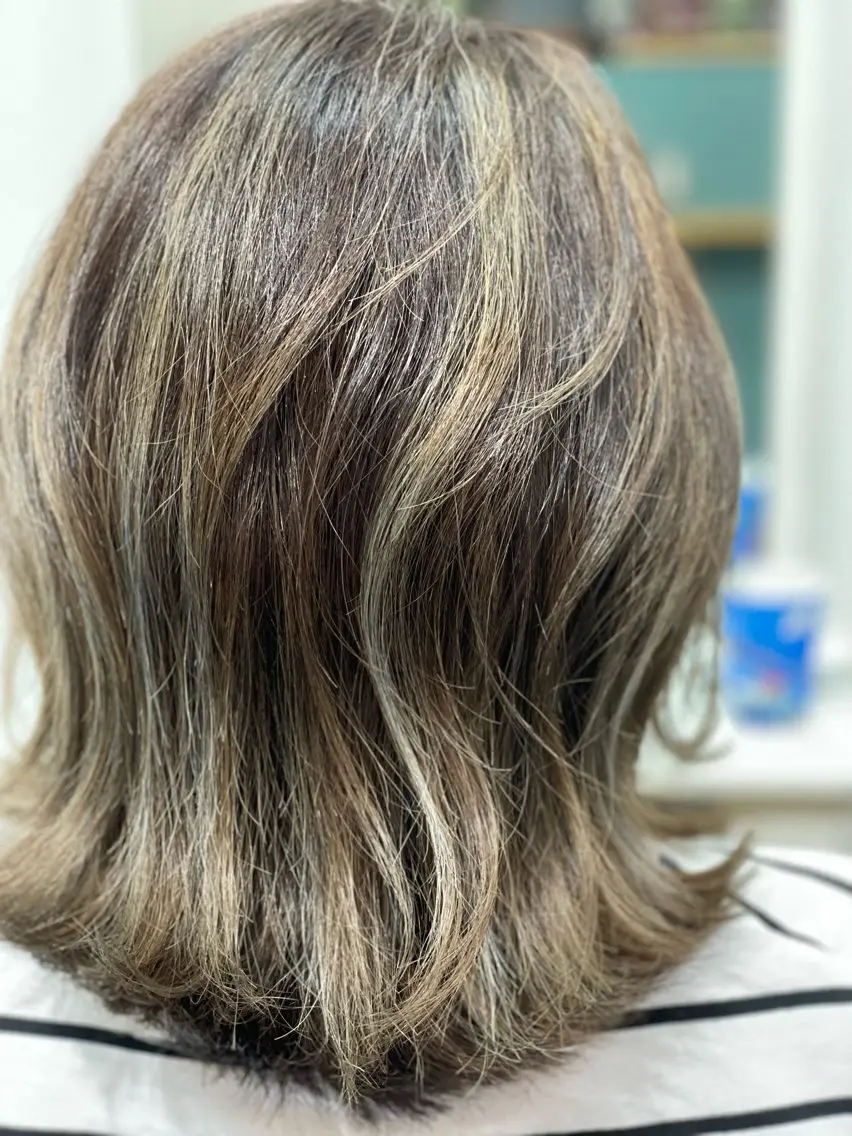セミロング カラー ハイライトカラー ハイライト Snaly カラー特化ページのヘアスタイル