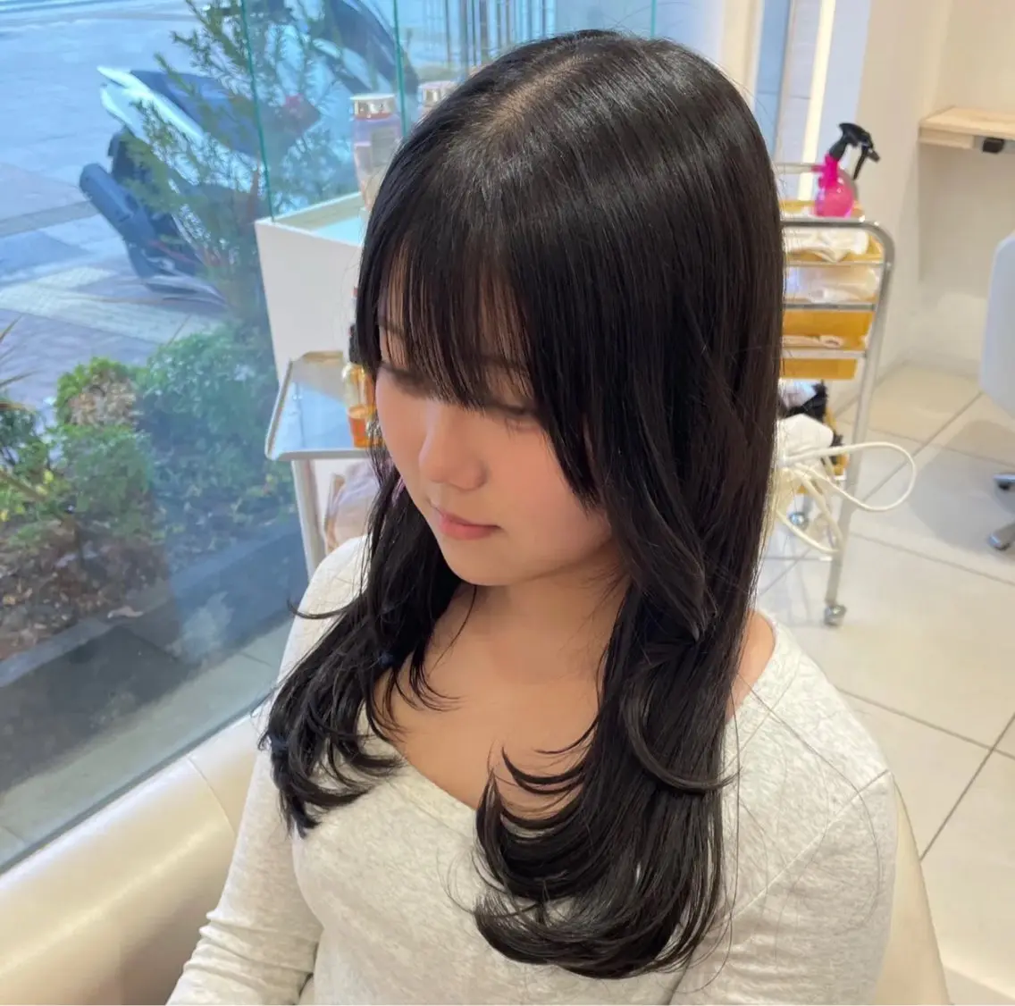 セミロング カぺリベラ 寝屋川店のヘアスタイル