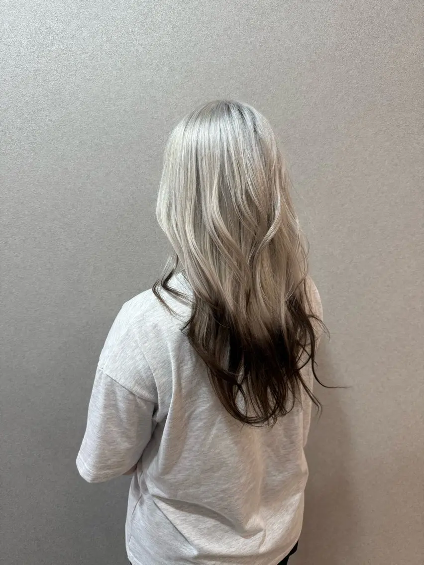 ロング ヘアカラー 前田 知輝のヘアスタイル