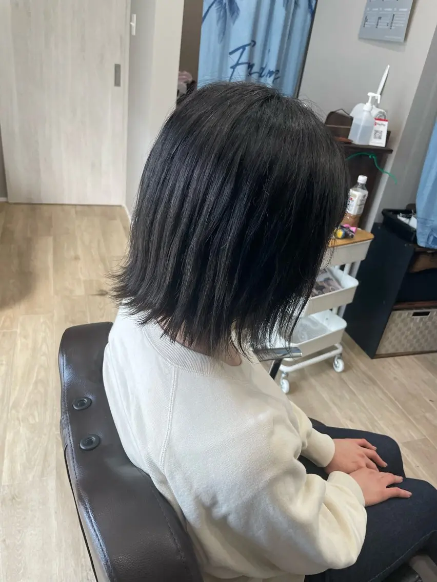 ミディアム カラー Hair room Leaのヘアスタイル