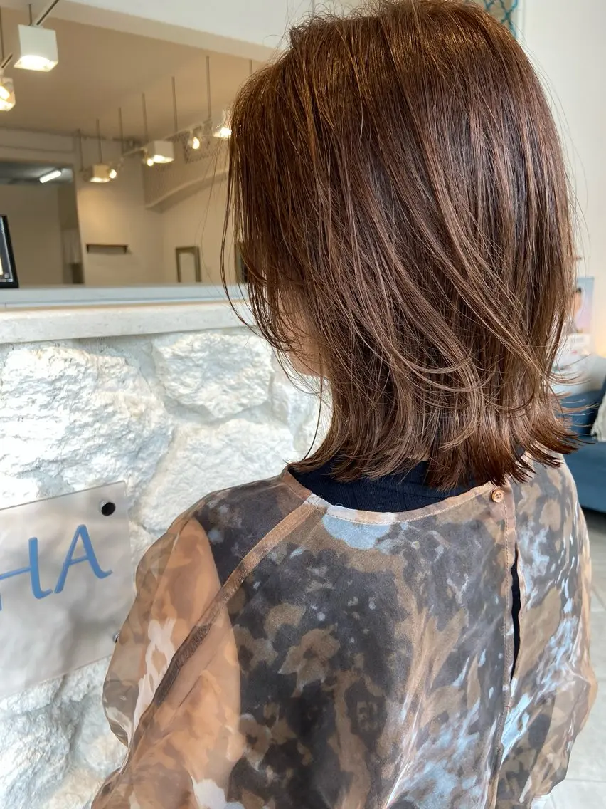 ミディアム Ｎ． Emiのヘアスタイル