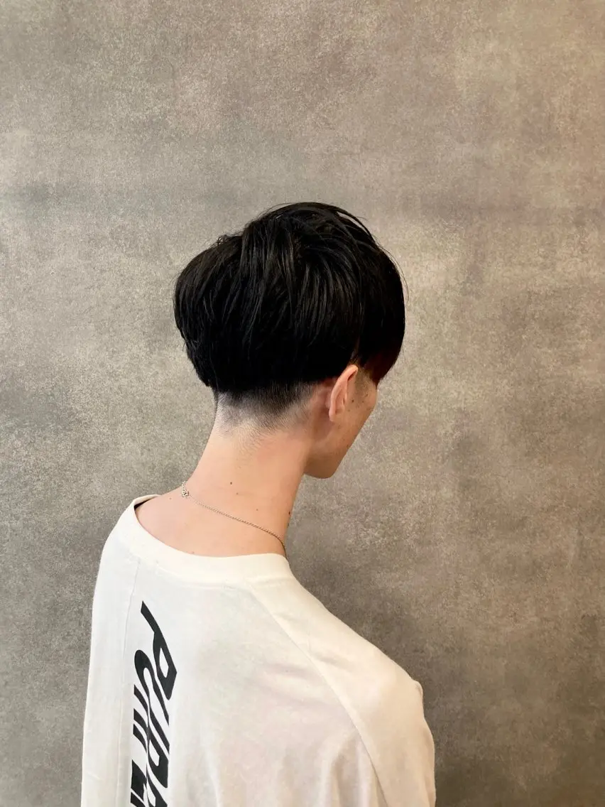 メンズ マッシュ 刈り上げ カット 樋口 江理香のヘアスタイル
