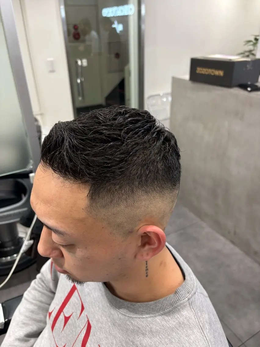 ショート メンズ カット パーマ 本間 颯太のヘアスタイル
