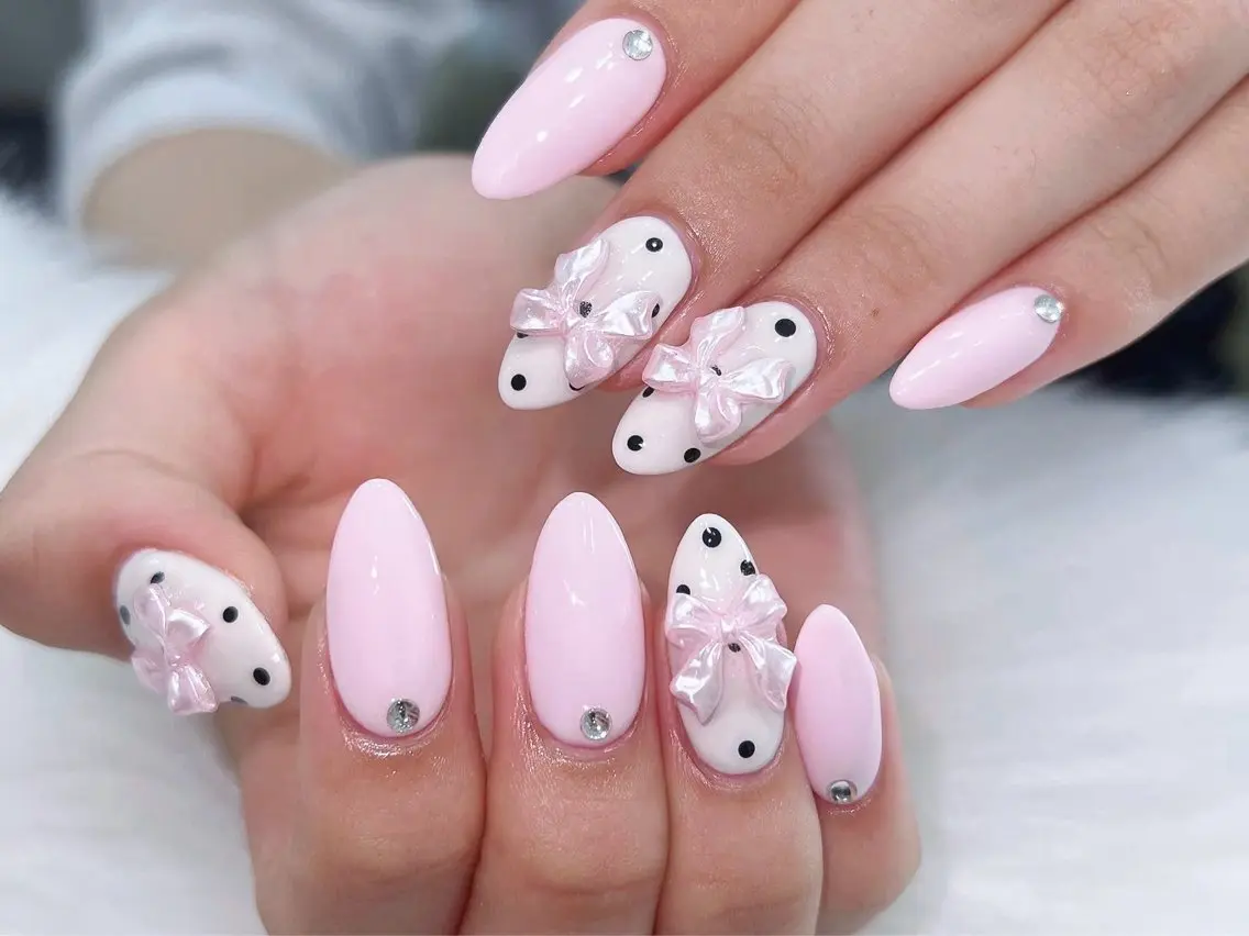 ネイル アートネイル オーロラネイル フレンチネイル ジェルネイル グラデーション ハンドネイル Sora nail 長さ出し専門店のネイルデザイン