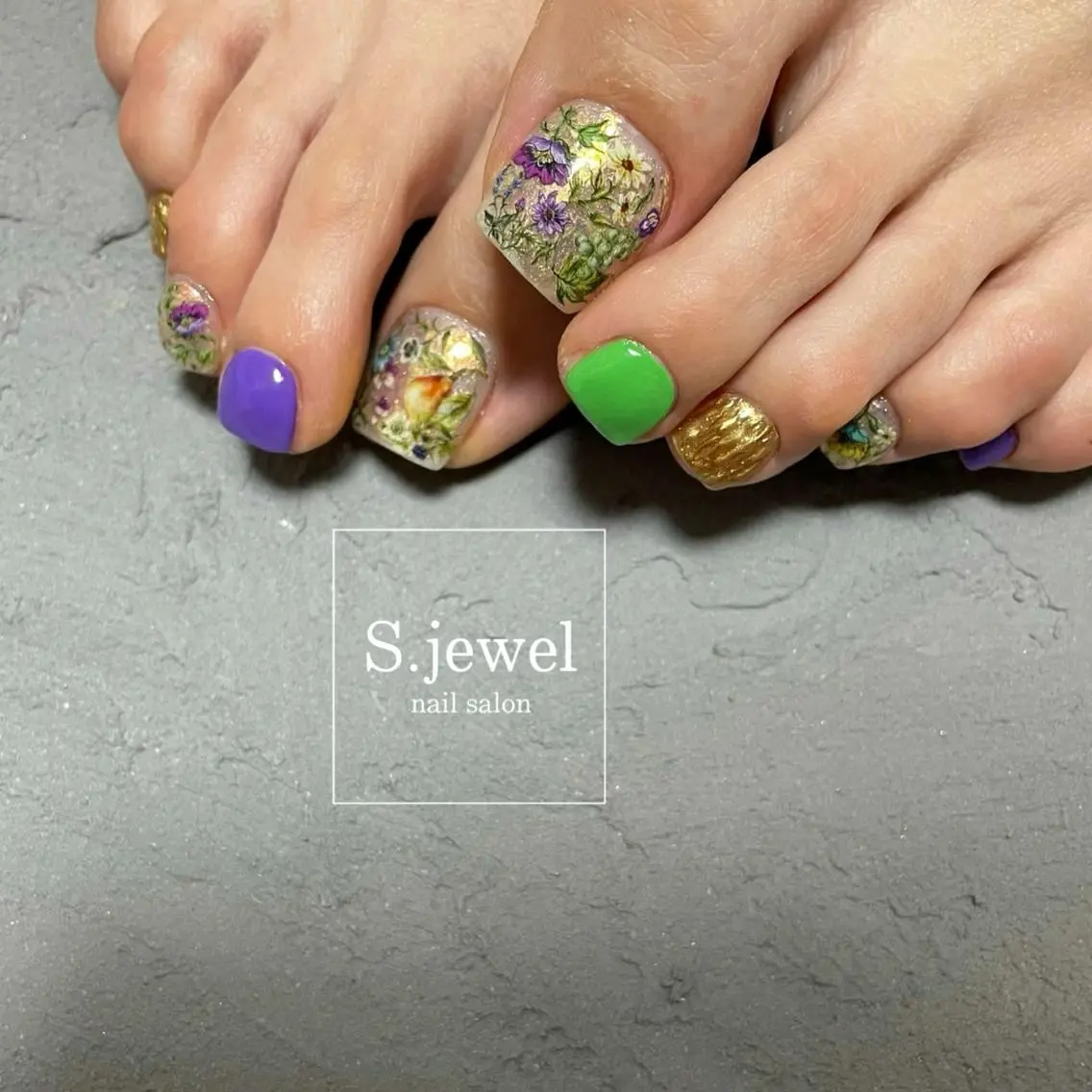 ネイル S. JEWELのネイルデザイン