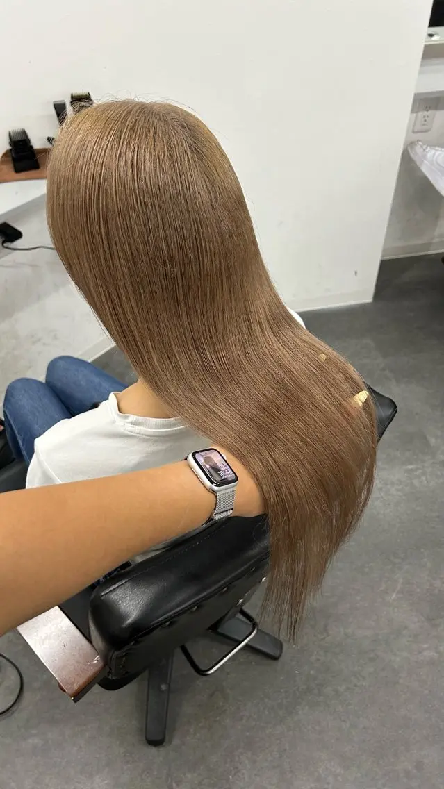 ロング カラー ヘアカラー 艶髪✖️ハイトーン 🫧YURIA🫧のヘアスタイル