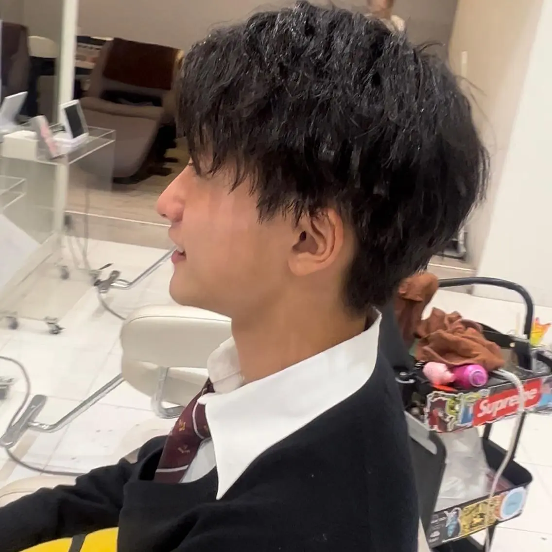 ミディアム メンズ ミディアムパーマ メンズパーマ メンズツイストパーマ 波巻きパーマ ツイストパーマ メンズサロンGRIT 店長　深山一平のヘアスタイル