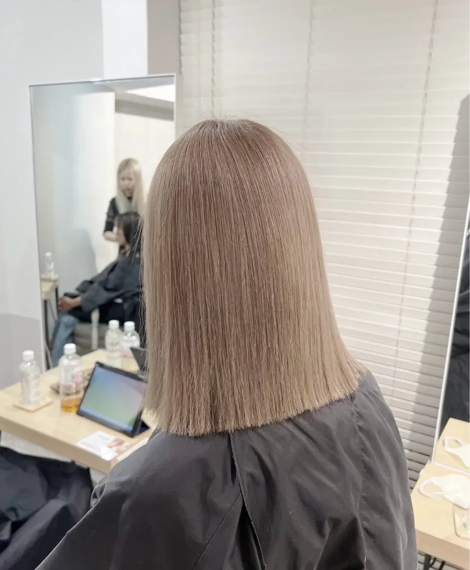 ショート カラー ベージュカラー ミルクティーベージュ 指名数No.1 /NAOYAのヘアスタイル
