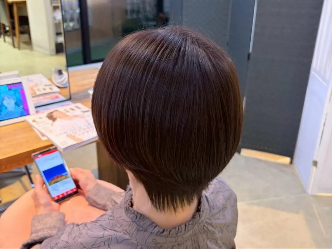 ショート カラー ヘアカラー 松本 ひなたのヘアスタイル