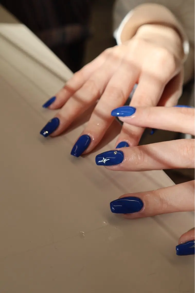 ネイル ブルー ハンドネイル chika / nailのネイルデザイン